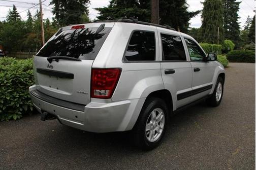 2005 Jeep Grand Cherokee Laredo