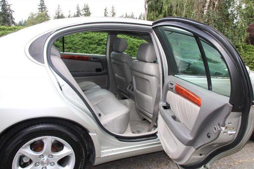 Millennium Silver Metallic 2001 Lexus GS 300 Base
