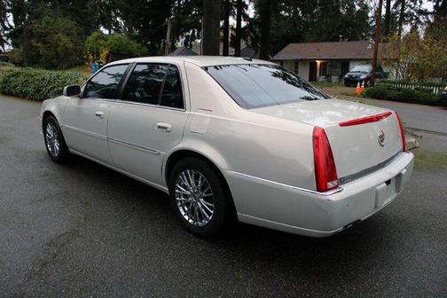 2007 Cadillac DTS Luxury