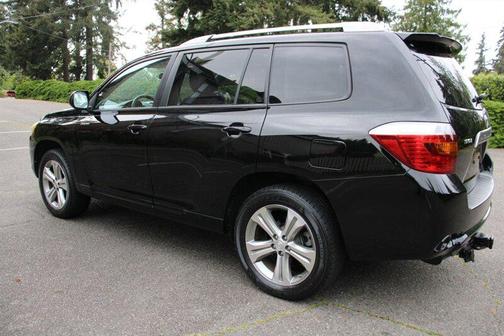 2009 Toyota Highlander Sport