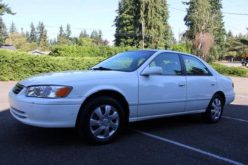 2001 Toyota Camry LE