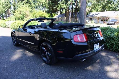 2010 Ford Mustang GT Premium