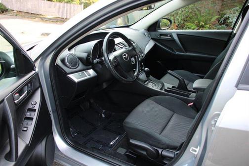 2012 Mazda Mazda3 i Sport