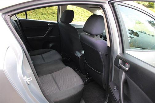 2012 Mazda Mazda3 i Sport