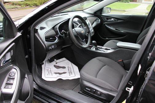 2020 Chevrolet Malibu FWD LT