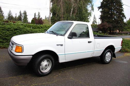 White 1995 Ford Ranger XL