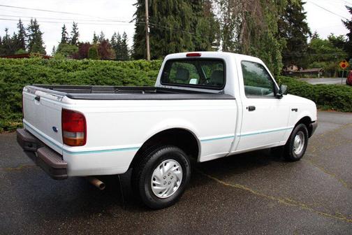 White 1995 Ford Ranger XL