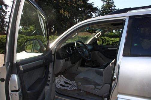 Silver 2005 Toyota 4Runner SR5 V8