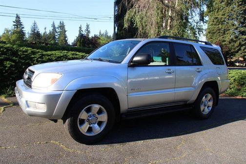 Silver 2005 Toyota 4Runner SR5 V8