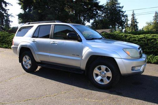 Silver 2005 Toyota 4Runner SR5 V8