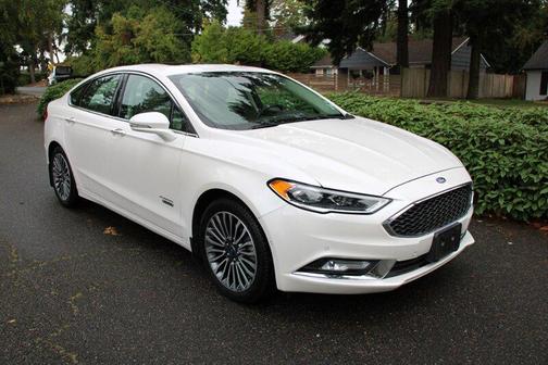 2017 Ford Fusion Energi Platinum
