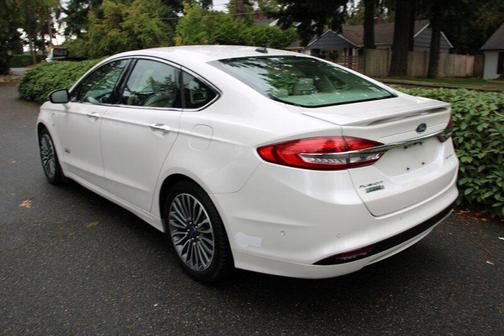 2017 Ford Fusion Energi Platinum