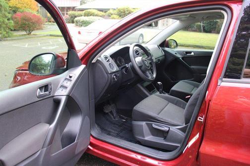 2012 Volkswagen Tiguan S