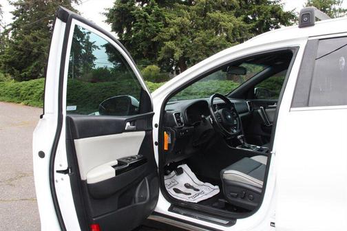 Snow White Pearl 2019 Kia Sportage EX
