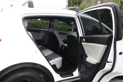Snow White Pearl 2019 Kia Sportage EX