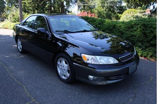 2000 Lexus ES 300 Base