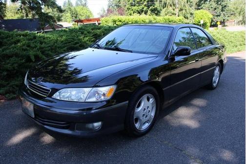 2000 Lexus ES 300 Base