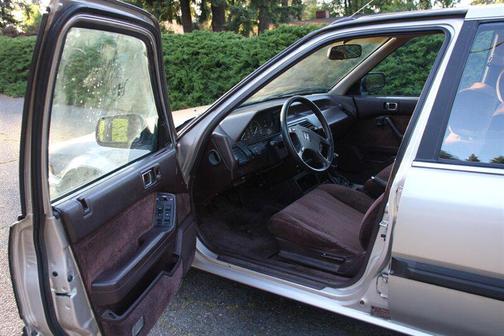 Silver 1988 Honda Accord LXi