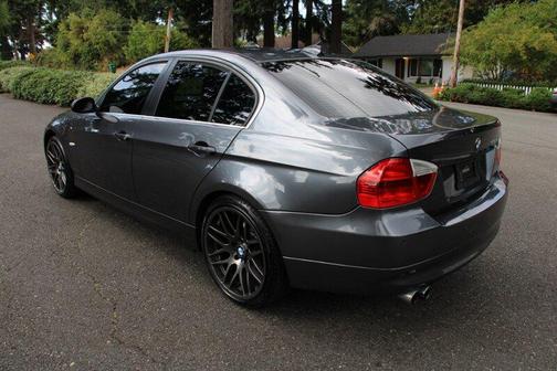 2006 BMW 330 330i