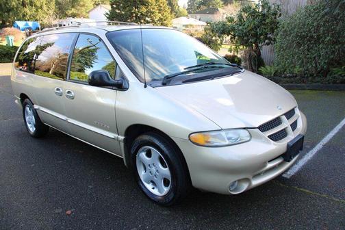 2000 Dodge Grand Caravan ES