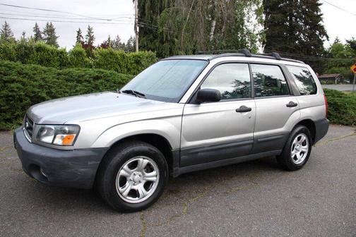 Crystal Gray Metallic/Textured Gray 2005 Subaru Forester 2.5 X