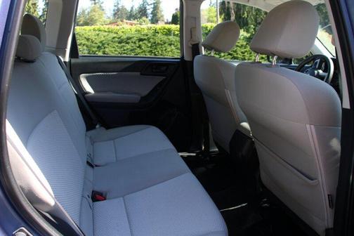 Quartz Blue Pearl 2017 Subaru Forester 2.5i