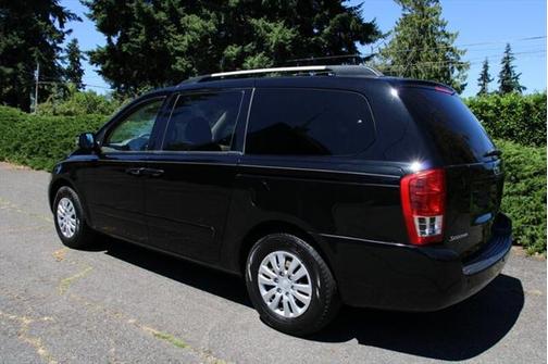 2012 Kia Sedona LX
