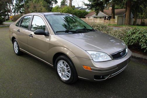 2005 Ford Focus ZX4 S