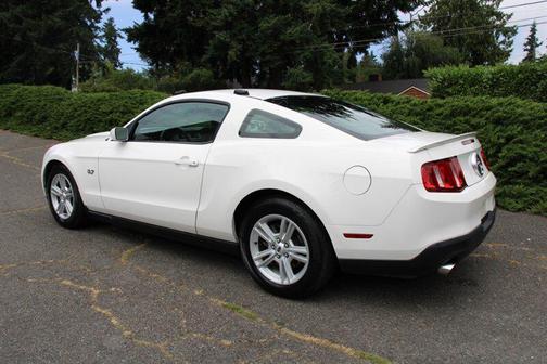 2012 Ford Mustang V6 Premium