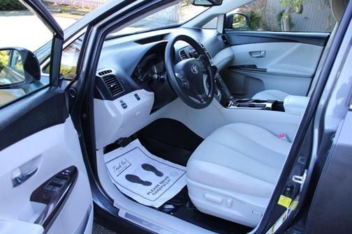 2011 Toyota Venza Base