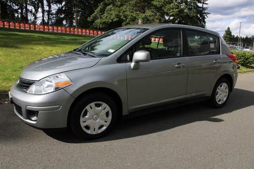 2012 Nissan Versa 1.8 S