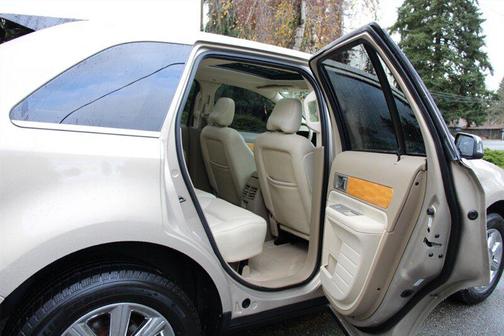 2007 Lincoln MKX Base