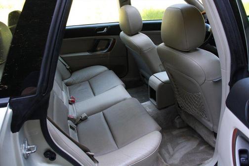 Brilliant Silver Metallic/Granite Gray Opal 2005 Subaru Outback 3.0 R