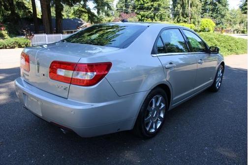 2008 Lincoln MKZ Base