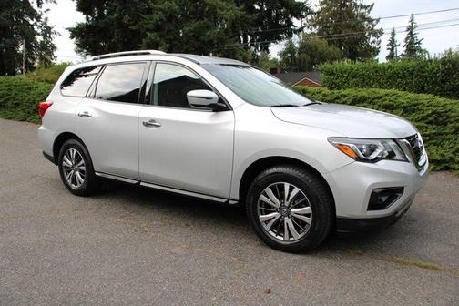 2019 Nissan Pathfinder SV