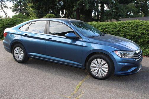 Blue 2019 Volkswagen Jetta 1.4T S