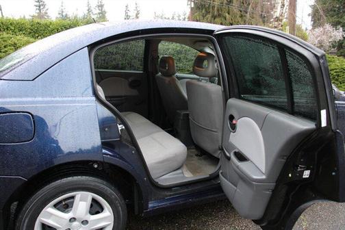 2007 Saturn Ion 2