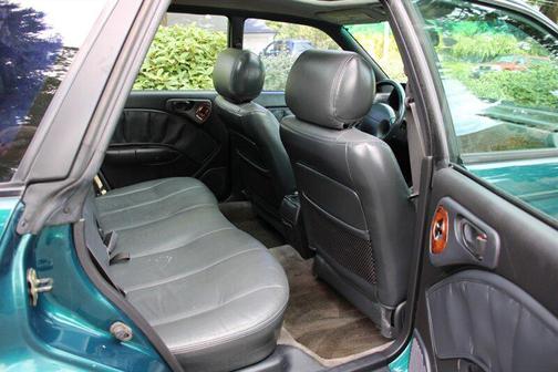 1999 Subaru Legacy Base