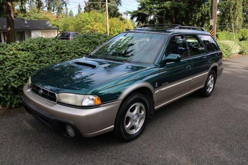 1999 Subaru Legacy Base