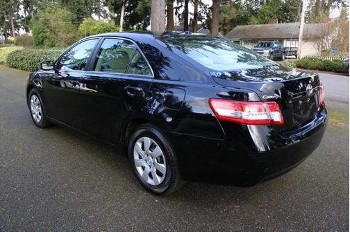 2010 Toyota Camry LE