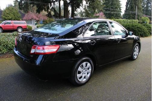 2010 Toyota Camry LE