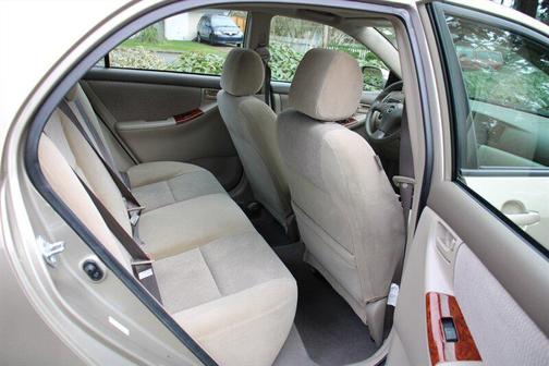 2007 Toyota Corolla LE