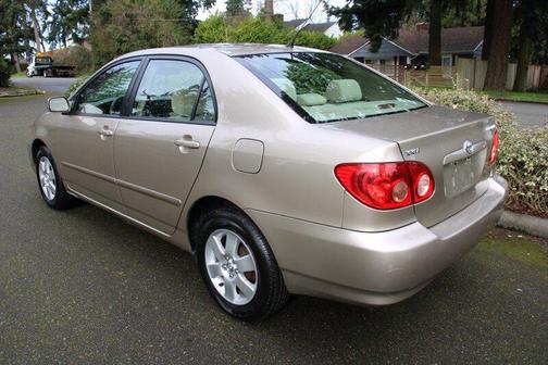 2007 Toyota Corolla LE