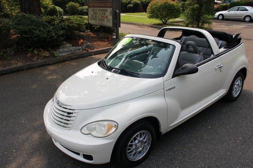 2006 Chrysler PT Cruiser Base