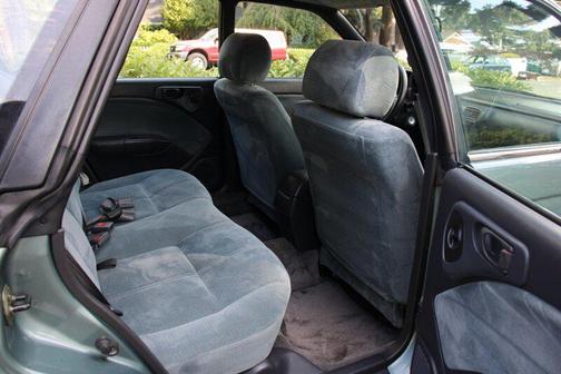 1996 Subaru Legacy Base