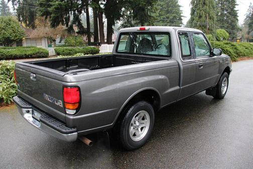 1999 Mazda B2500 B2500 SE