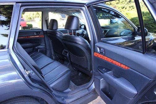 2012 Subaru Outback 3.6R Limited