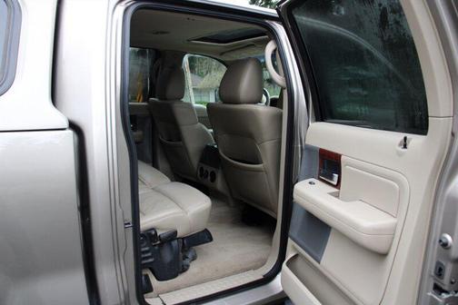 2005 Ford F-150 Lariat SuperCrew