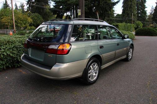 2003 Subaru Outback Base