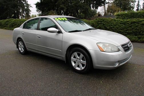 Sheer Silver Metallic 2004 Nissan Altima 2.5 S